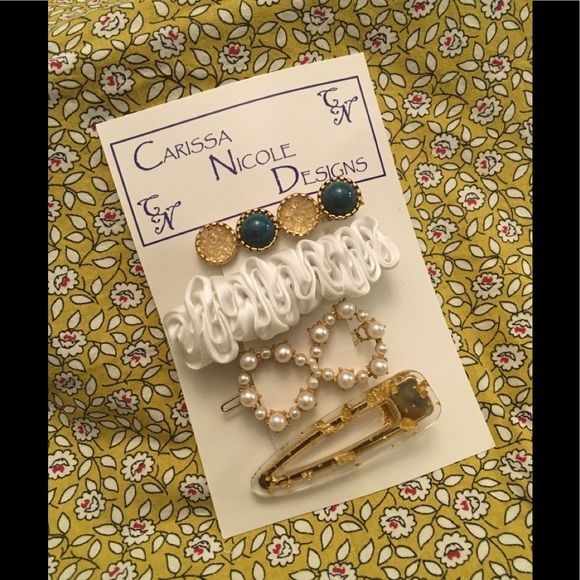 Carissa Nicole Designs Accessories - White and Gold alligator clip and handmade scrunchie French clip collection